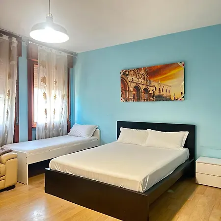 Venice Night B13 דירה מסטרה